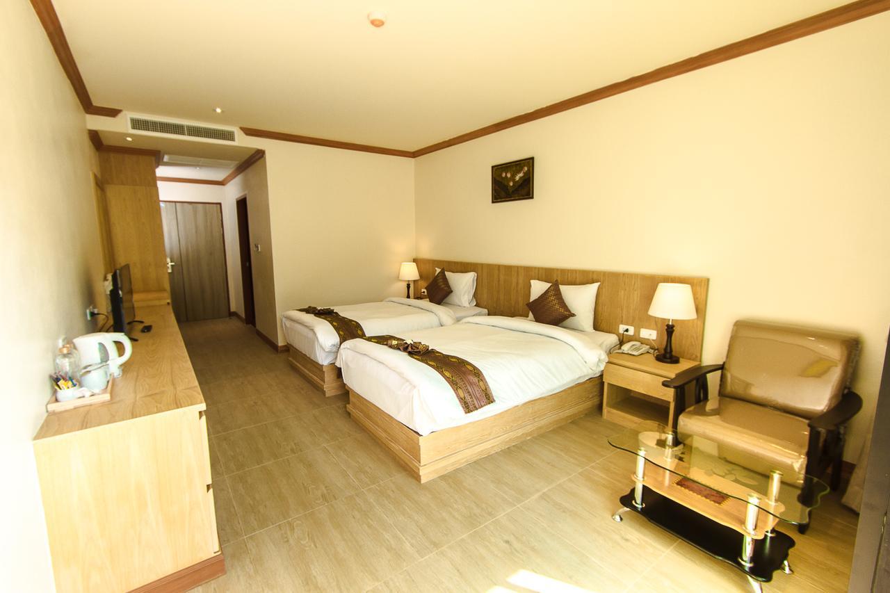 Airport Beach Hotel Phuket - Sha Extra Plus Nai Yang Beach Dış mekan fotoğraf
